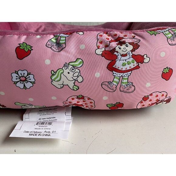 Strawberry Shortcake Small Dog Cat Pet Bed 20 X 16 X 6 Inches Pink Nesting NEW - Picture 11 of 15